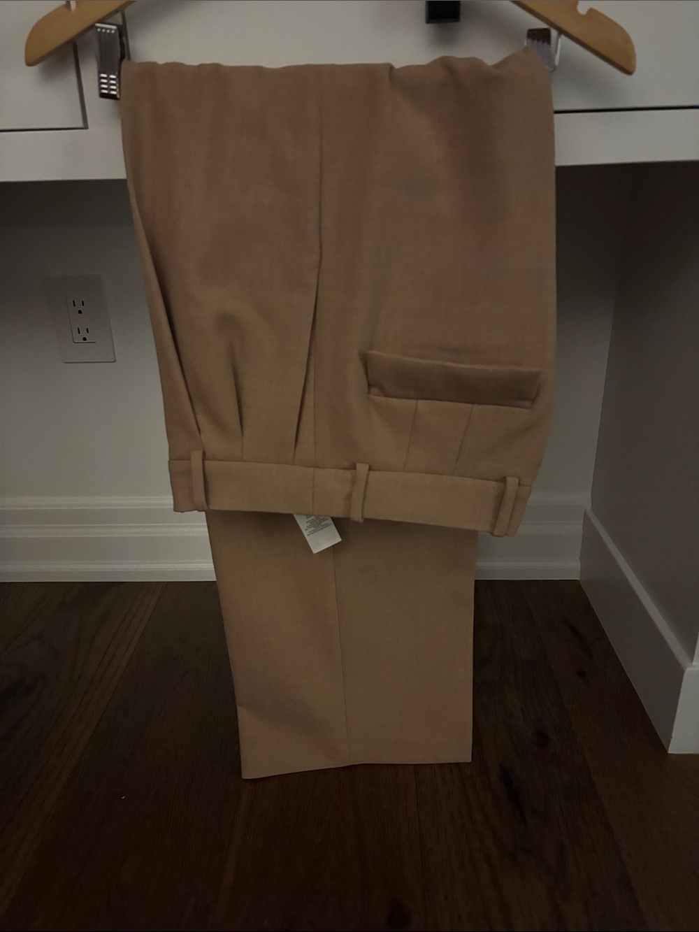 Aritzia Men's Tailored Dress Pants in Camel Tan
